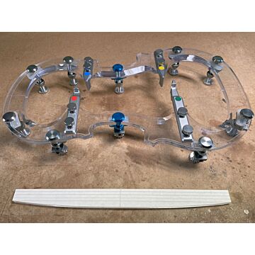 Bass-bar installation device